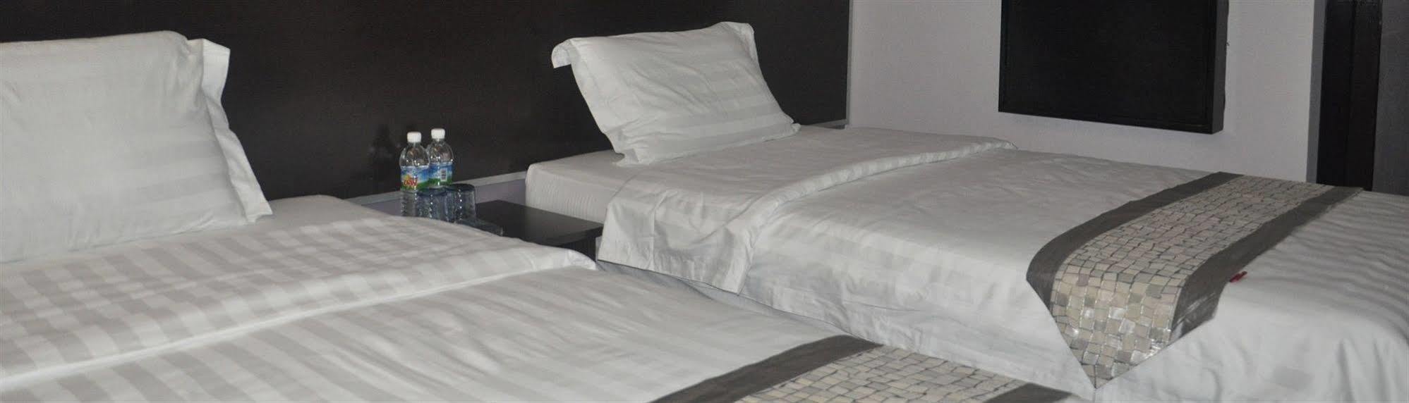 OYO 89944 Stay Inn Inn